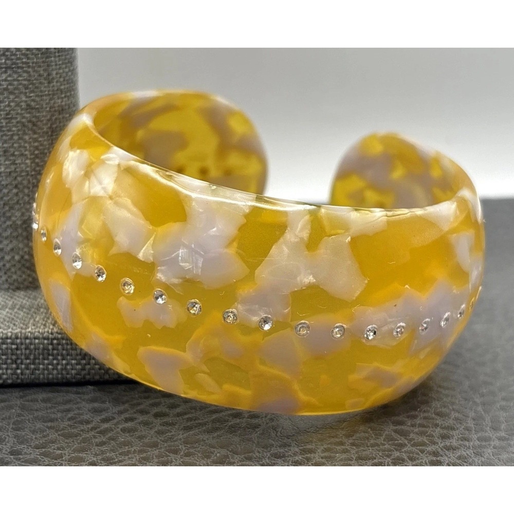 Vintage Yellow White Marbled Resin Cuff Bracelet Rhinestone Accents 7.75"